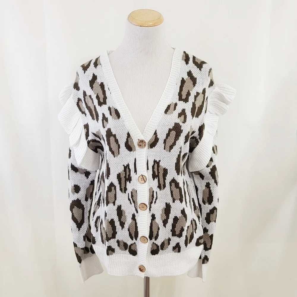 Chaser leopard jacquard cardigan sweater ruffle sleeve size large NEW NWOT